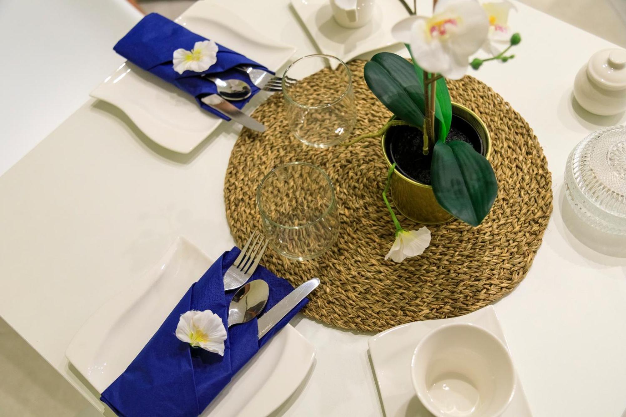 Domus Vivian Hotel Montecorvino Pugliano Екстериор снимка